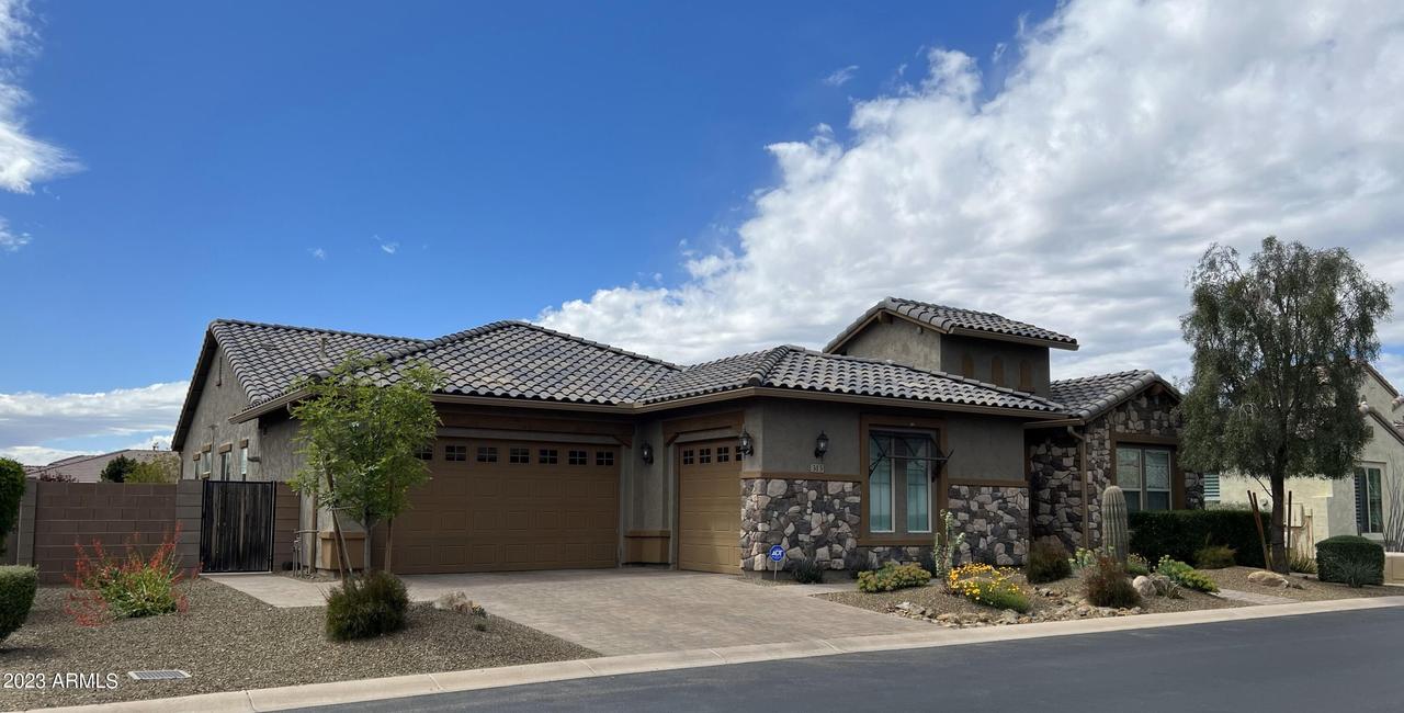 313 E Creosote Dr., Phoenix, AZ 85085