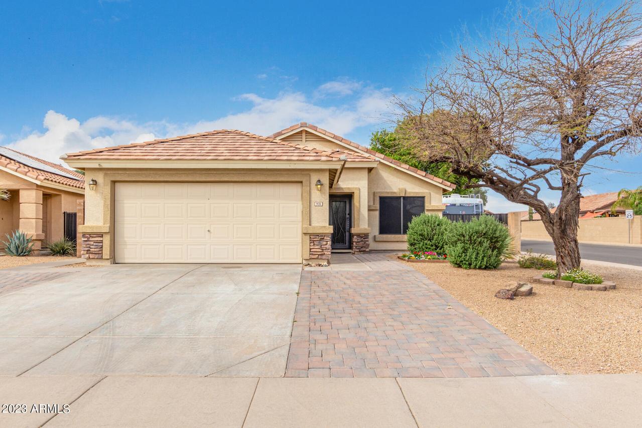 978 E Santa Cruz Ln., Apache Junction, AZ 85219