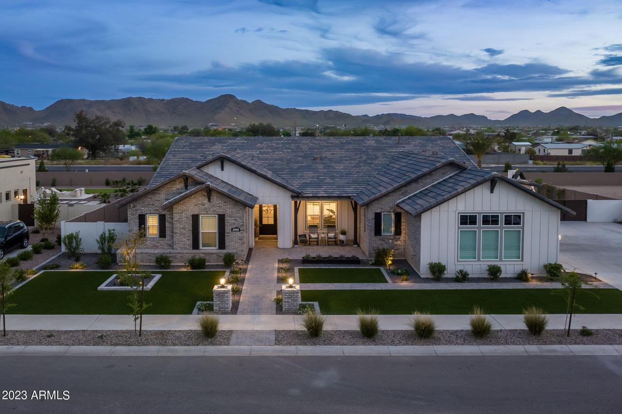19901 E Country Meadows Dr., Queen Creek, AZ 85142