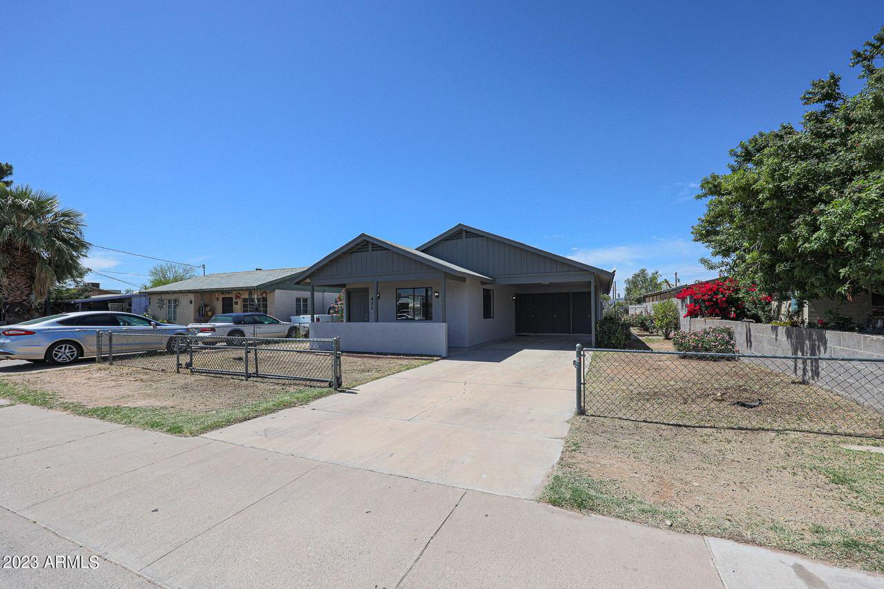 452 S Macdonald, Mesa, AZ 85210