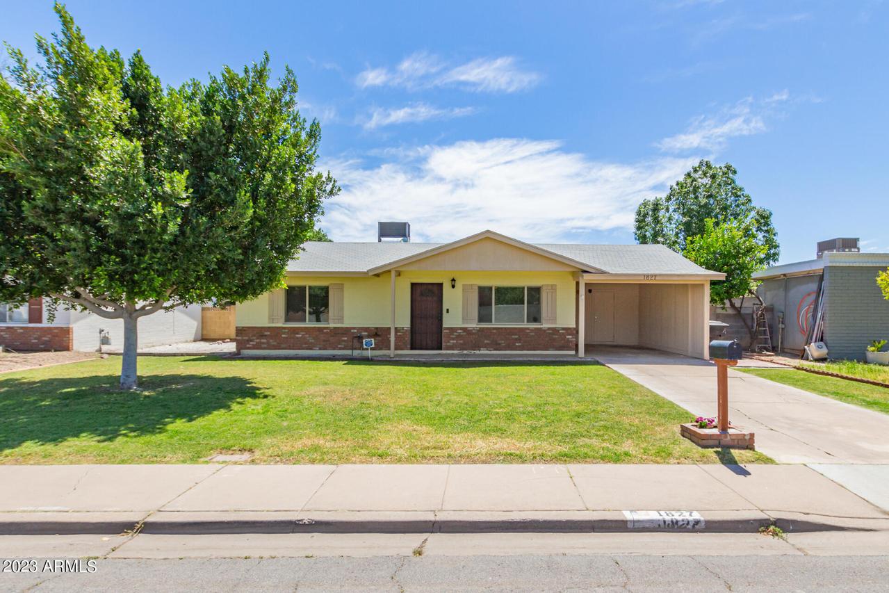 1827 E Florian Ave., Mesa, AZ 85204