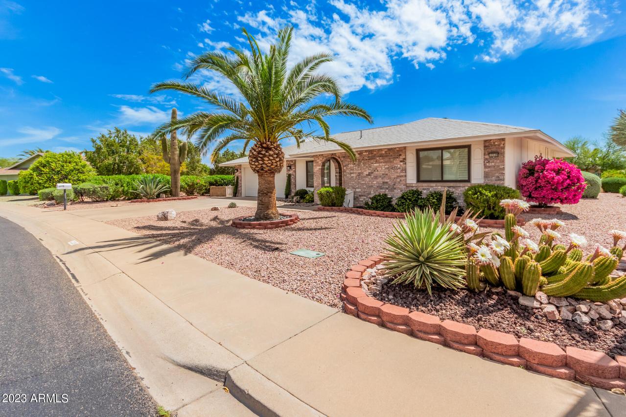 12339 W Rock Springs Dr., Sun City West, AZ 85375