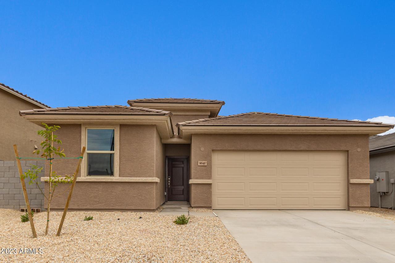 8541 N 168th Dr., Waddell, AZ 85355