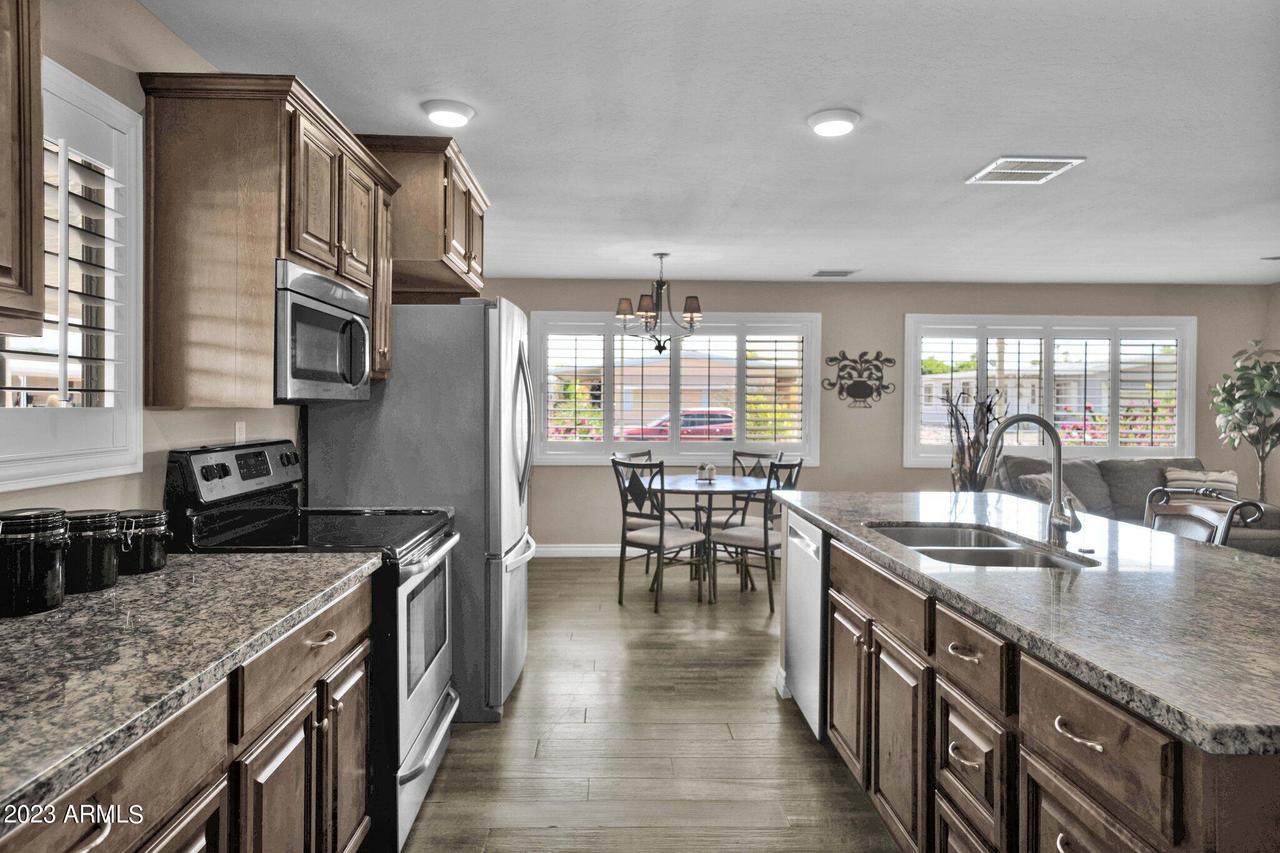 2260 N Demaret Dr., Mesa, AZ 85215