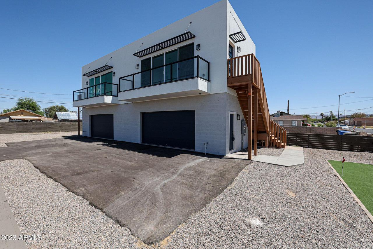 903 S 4th Ave., Phoenix, AZ 85003
