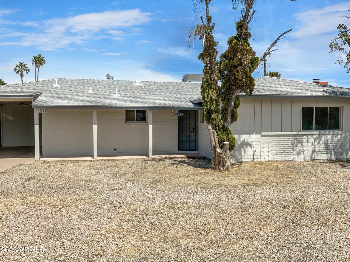 1526 W 6th St., Mesa, AZ 85201