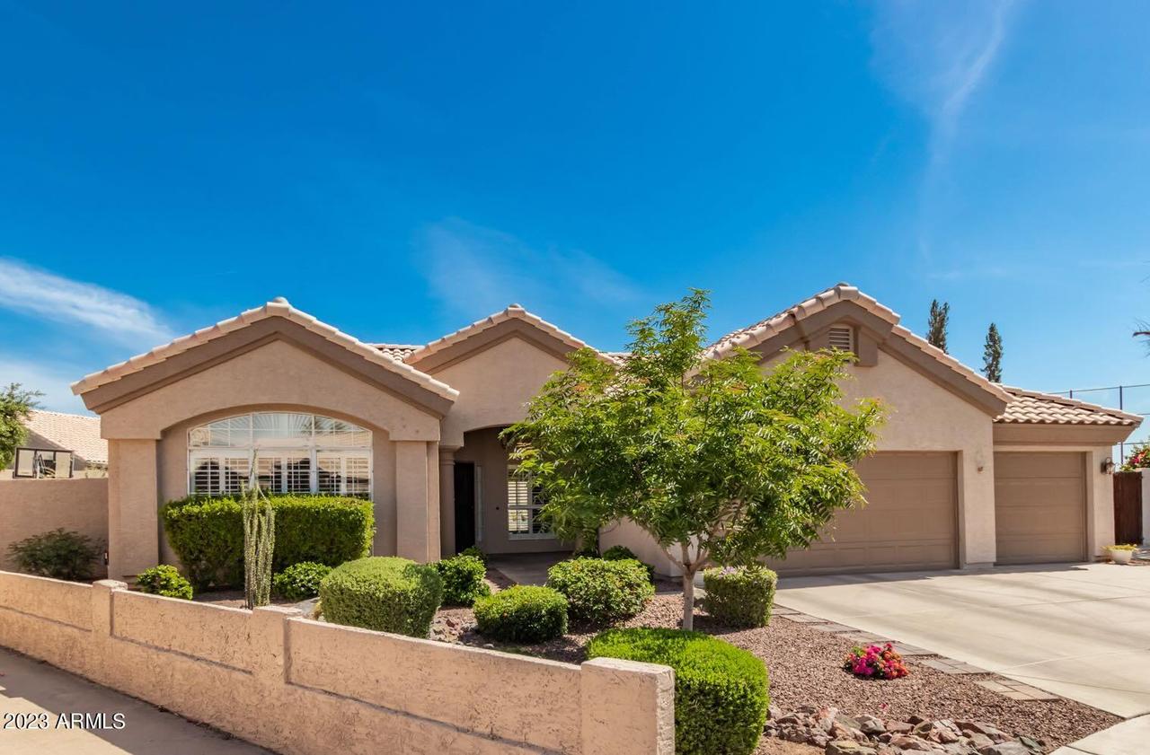 4102 E Lavender Ln., Phoenix, AZ 85044