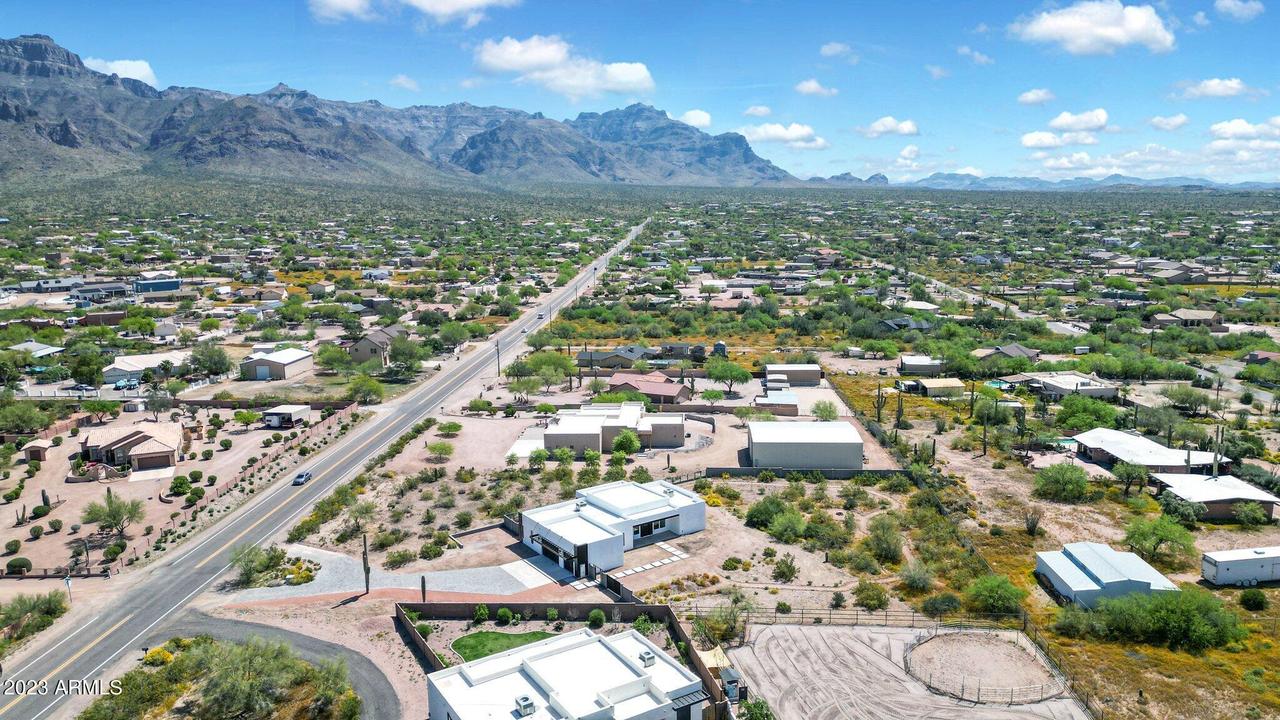 5017 E Broadway Ave., Apache Junction, AZ 85119