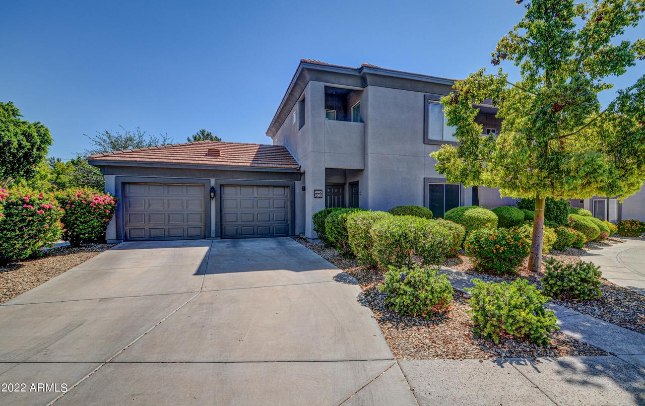7401 W Arrowhead Clubhouse Dr. #1005, Glendale, AZ 85308