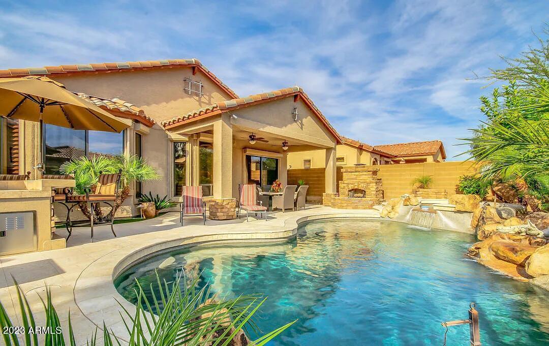 7241 E Nance St., Mesa, AZ 85207