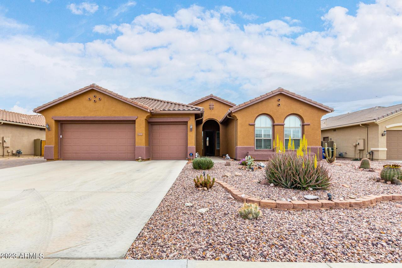 4919 W Faull Dr., New River, AZ 85087