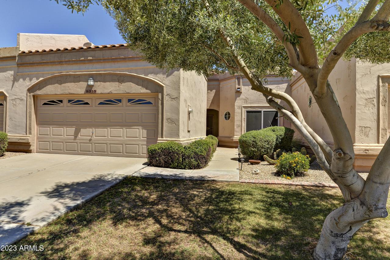 8358 W Oraibi Dr., Peoria, AZ 85382