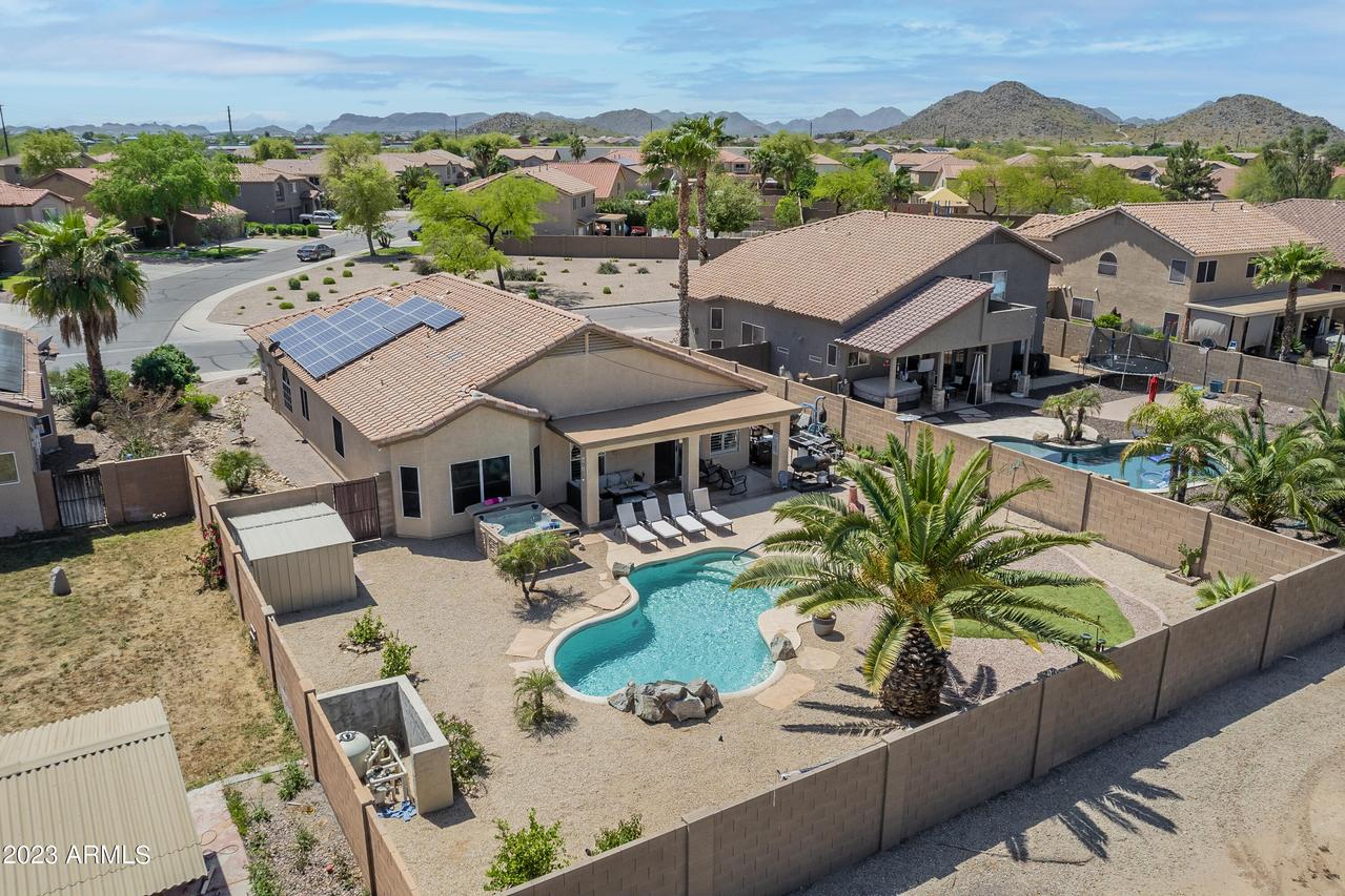 582 E Poncho Ln., San Tan Valley, AZ 85143