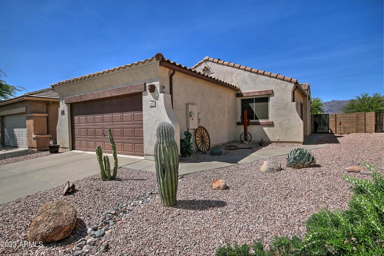 10652 E Second Water Tr., Gold Canyon, AZ 85118