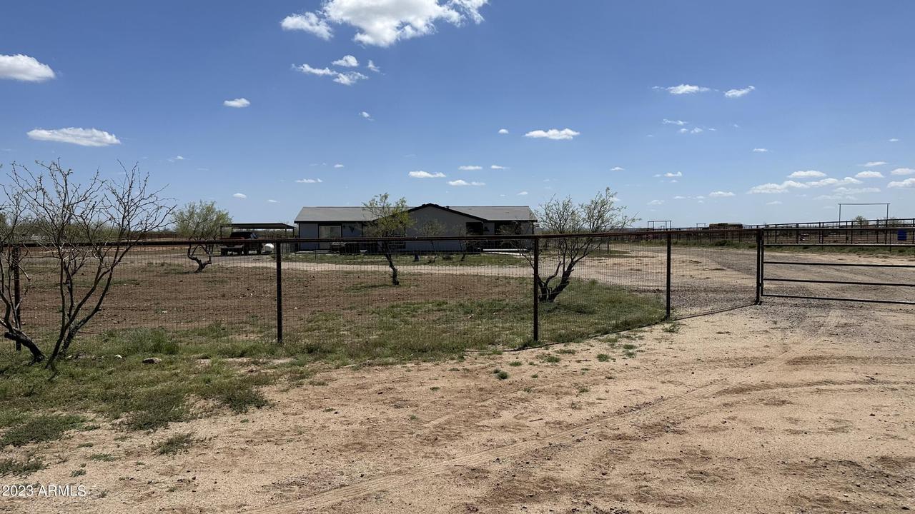 22875 W Phyllis St., Congress, AZ 85332