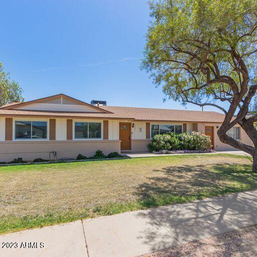 3041 E Yucca St., Phoenix, AZ 85028