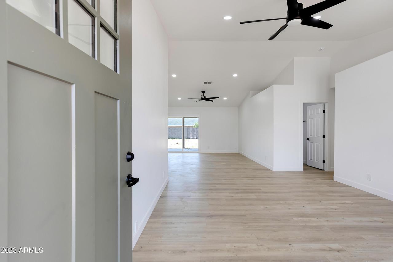 522 N 110th St., Mesa, AZ 85207