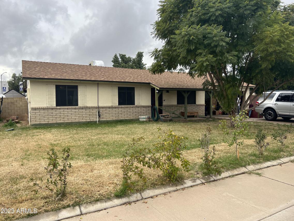 12036 N 41st Dr., Phoenix, AZ 85029