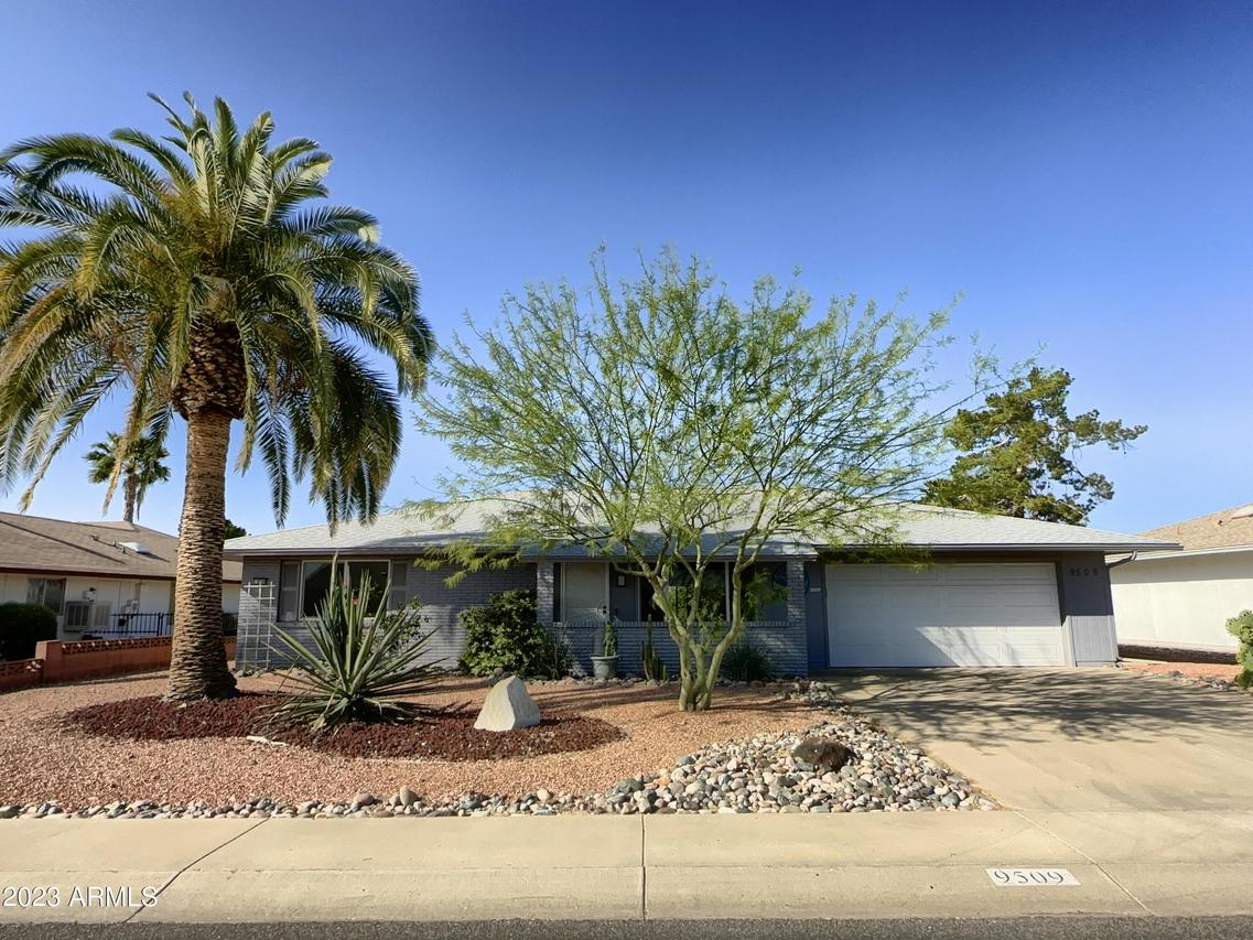 9509 W Spanish Moss Ln., Sun City, AZ 85373