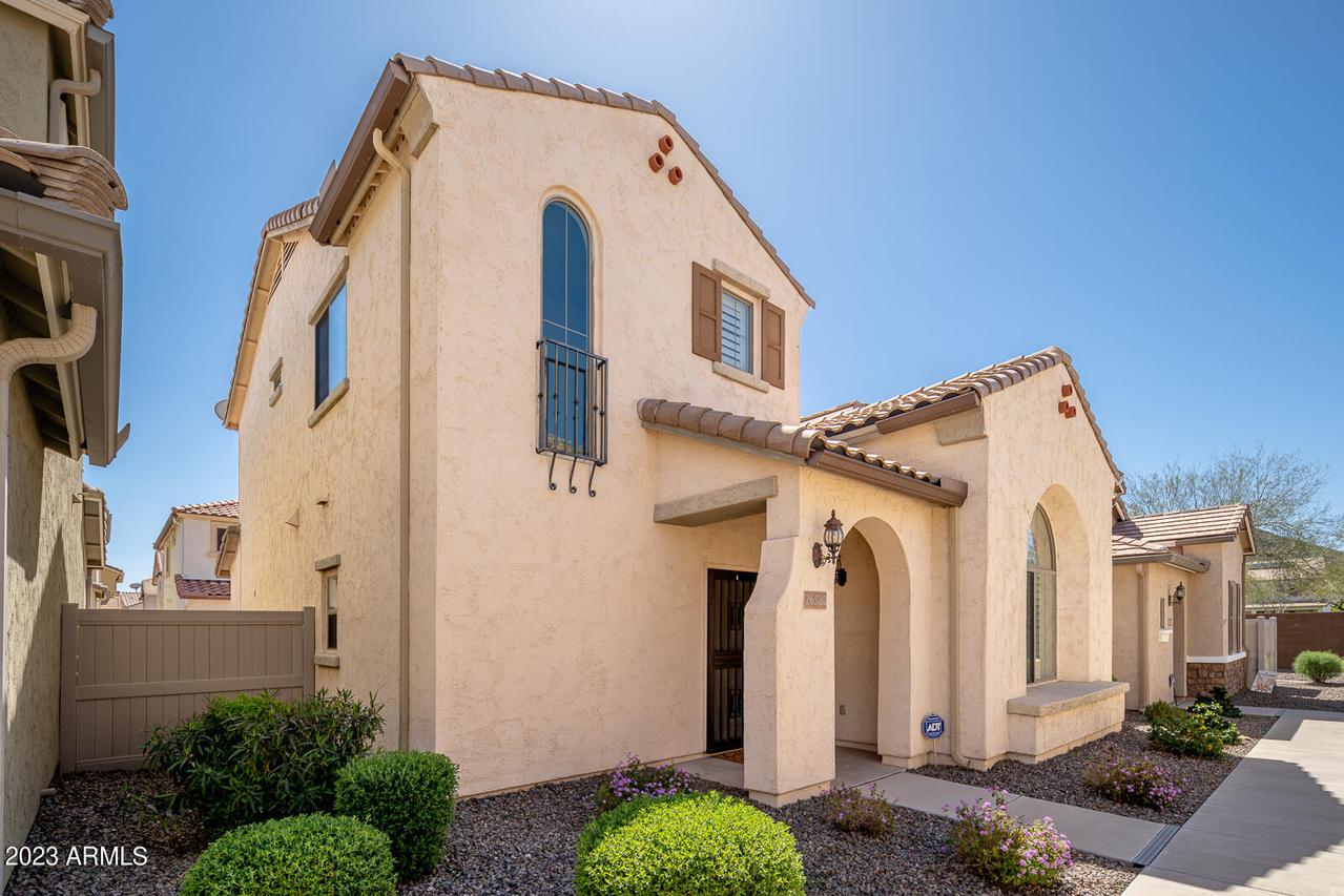 26522 N 53rd Glen, Phoenix, AZ 85083