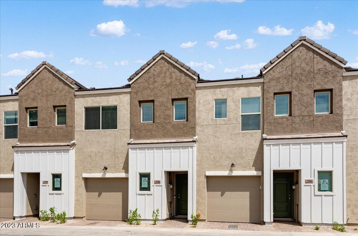 2266 W El Caro Dr., Phoenix, AZ 85021