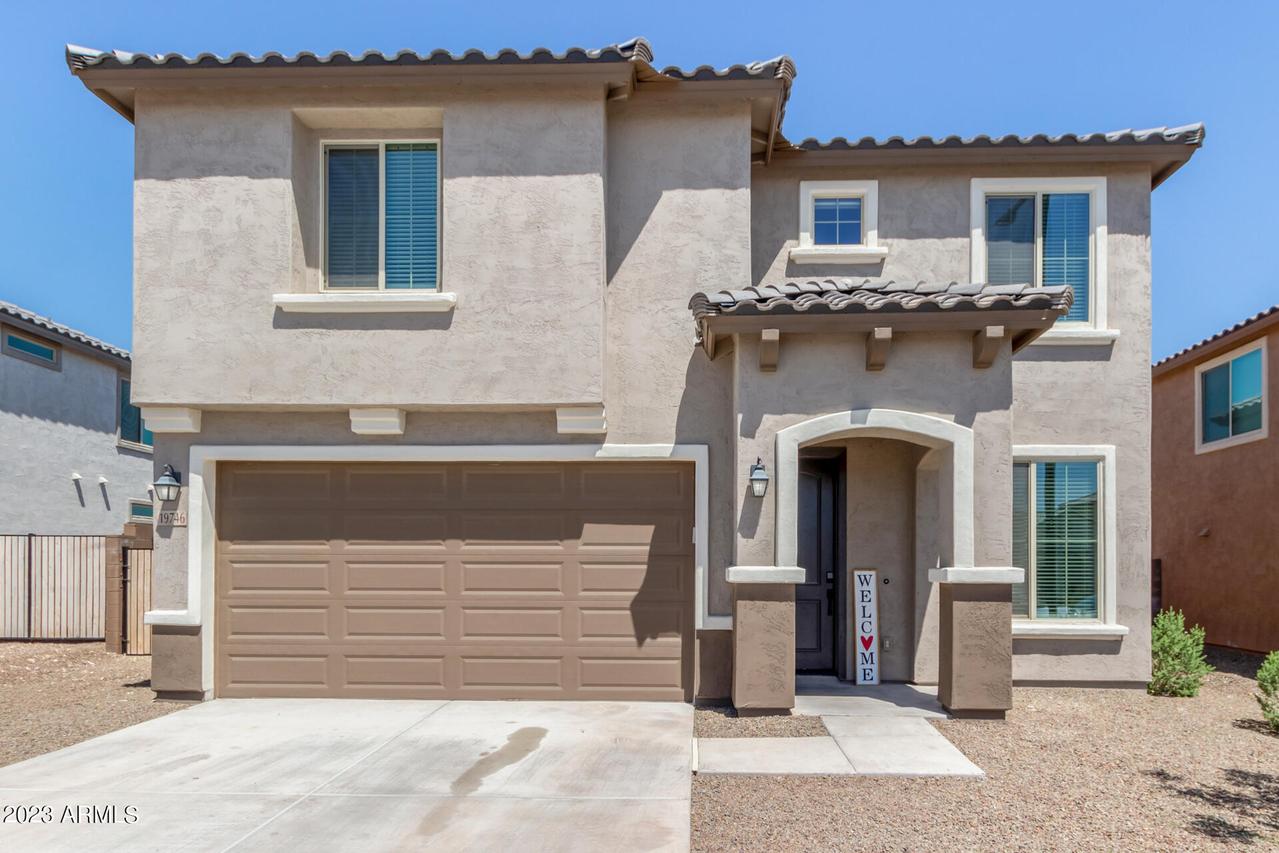 19746 W Badgett Ln., Litchfield Park, AZ 85340