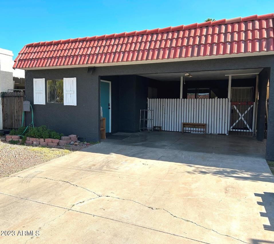 535 E Royal Palms Dr., Mesa, AZ 85203