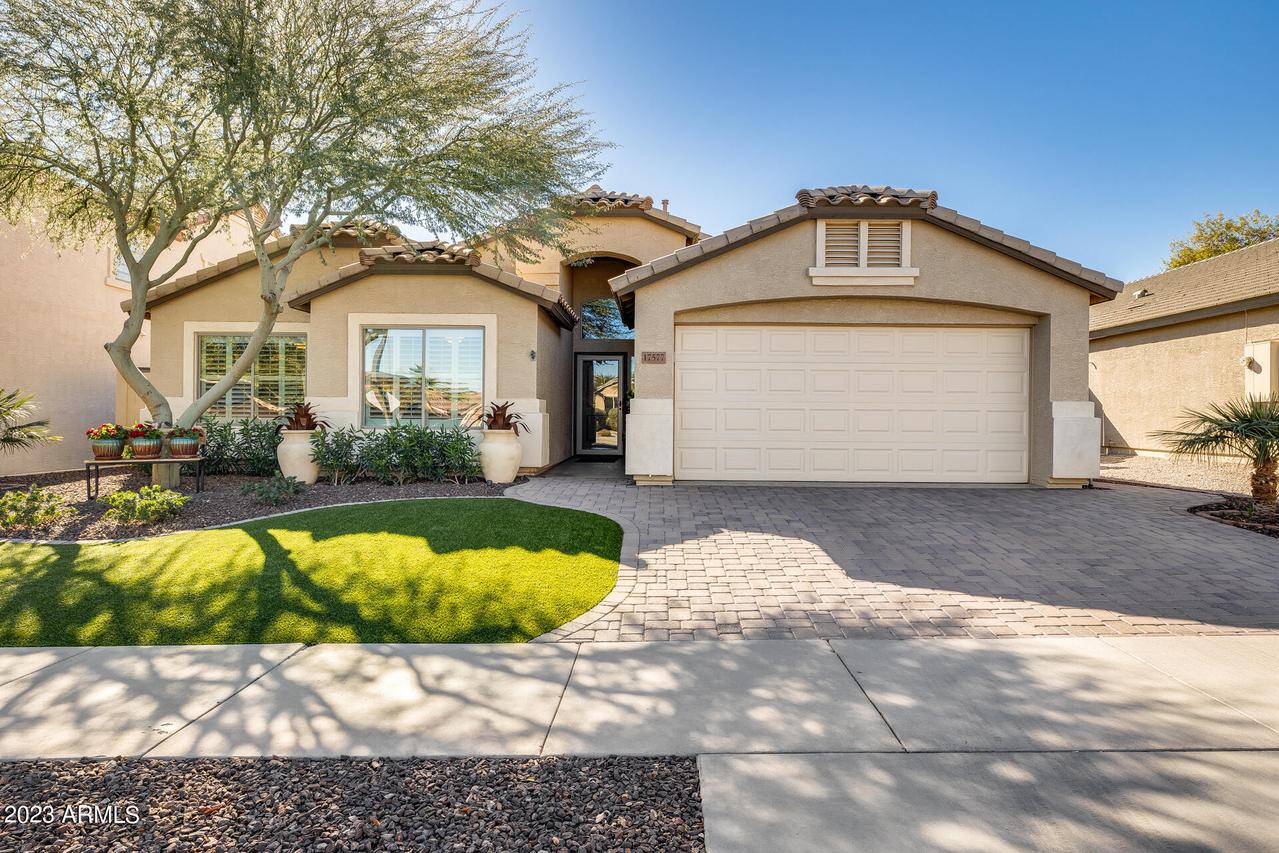 17577 W Windrose Dr., Surprise, AZ 85388