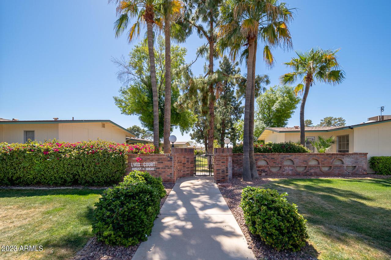 10537 W Wheatridge Dr., Sun City, AZ 85373