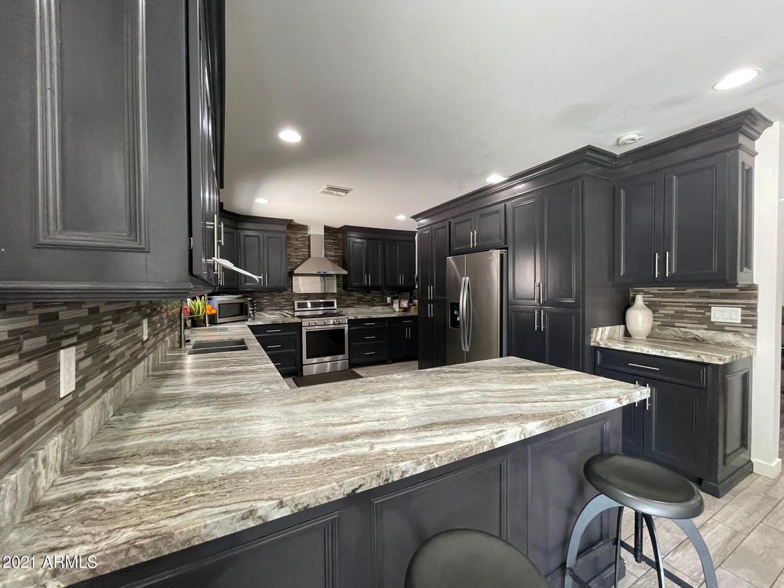 526 E Carter Rd., Phoenix, AZ 85042