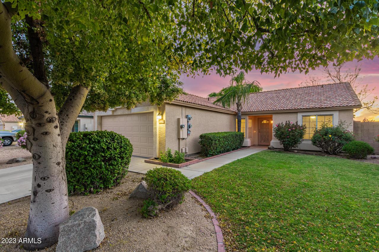 17944 N 90th Ln., Peoria, AZ 85382