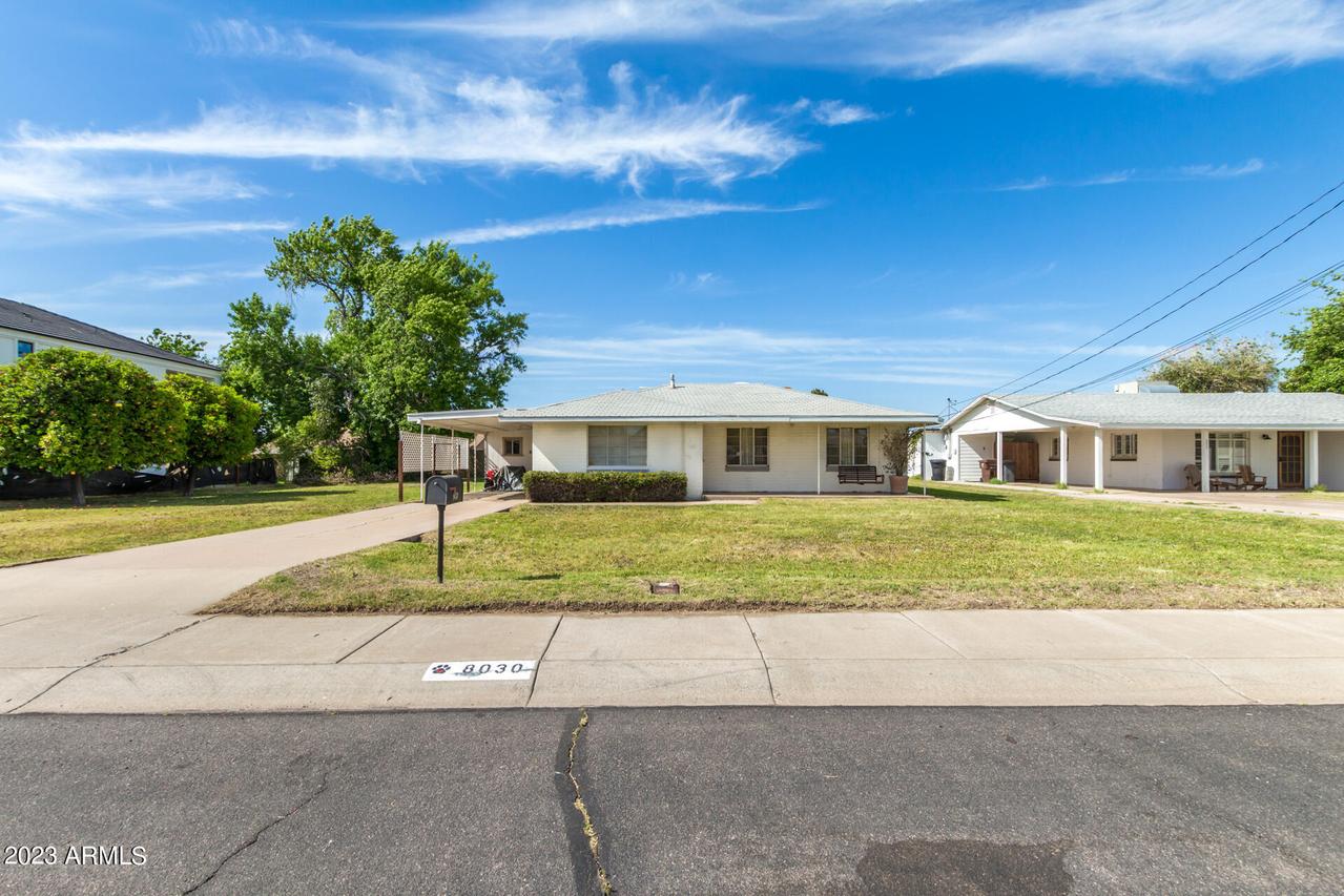 8030 W Lincoln St., Peoria, AZ 85345