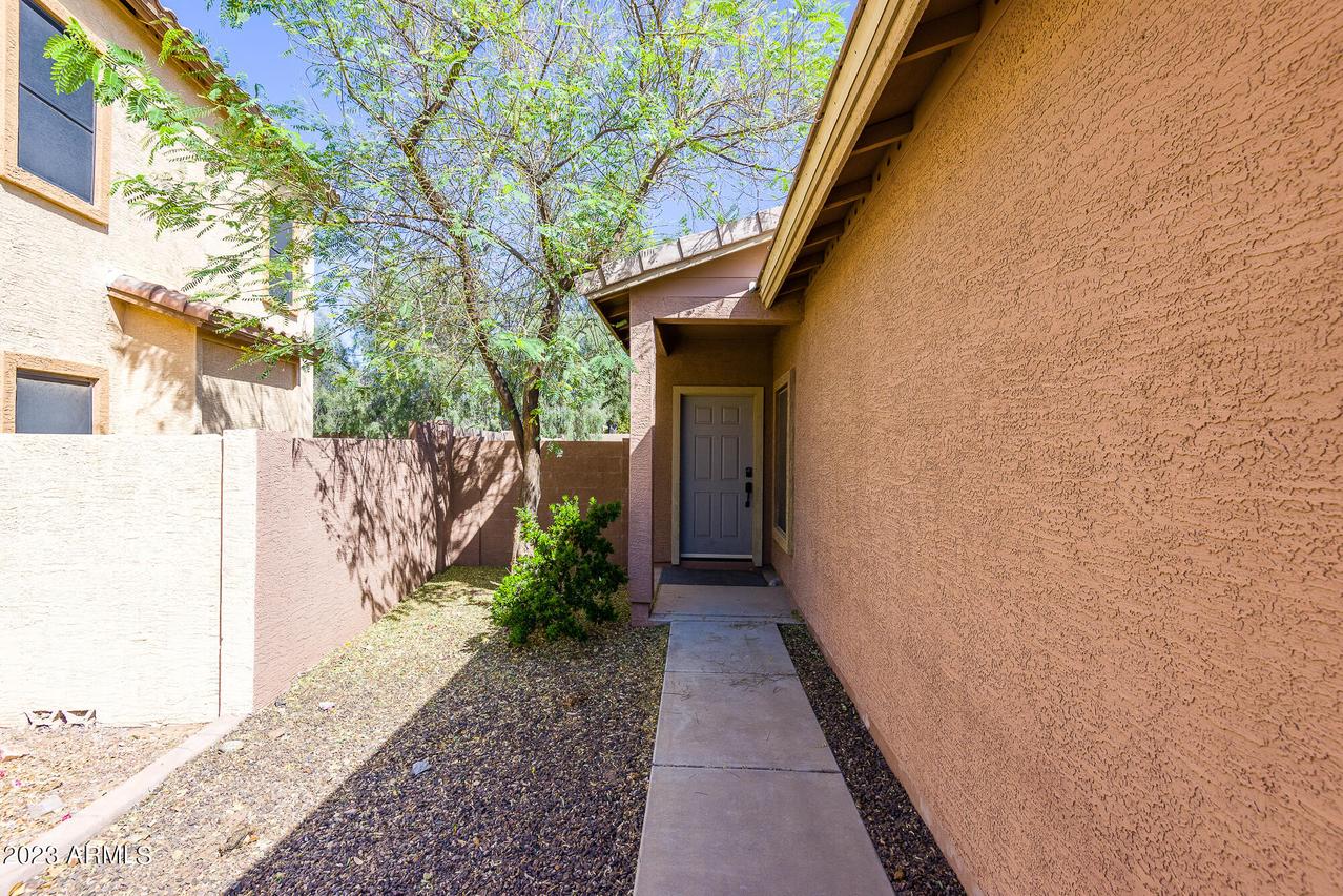 13804 W Port Royale Ln., Surprise, AZ 85379