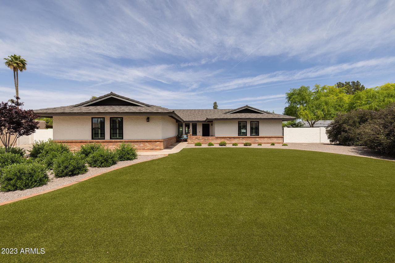 1416 E Myrna Ln., Tempe, AZ 85284