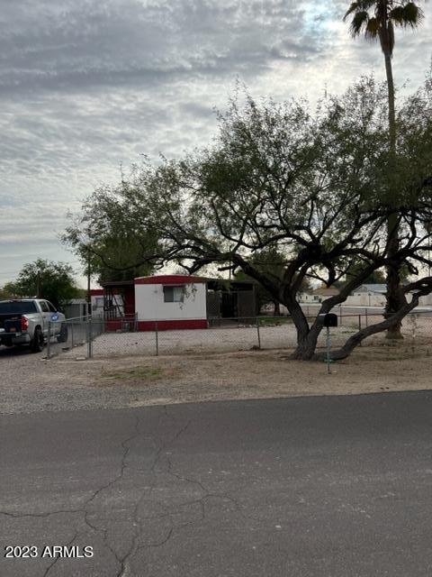 139 5th Ave., Buckeye, AZ 85326