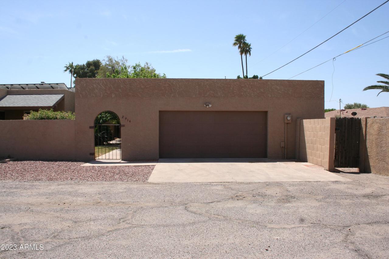2914 S Price Rd., Tempe, AZ 85282