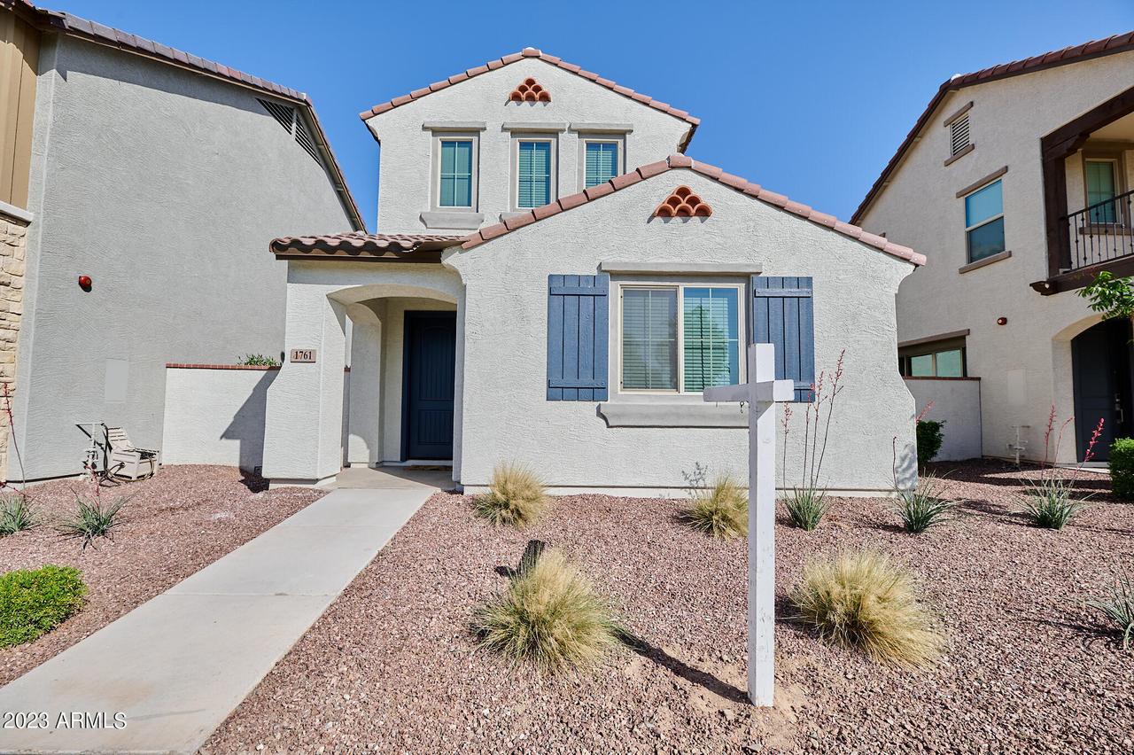 1761 N 208th Ave., Buckeye, AZ 85396