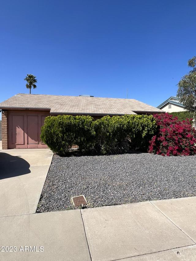 302 E Wickieup Ln., Phoenix, AZ 85024