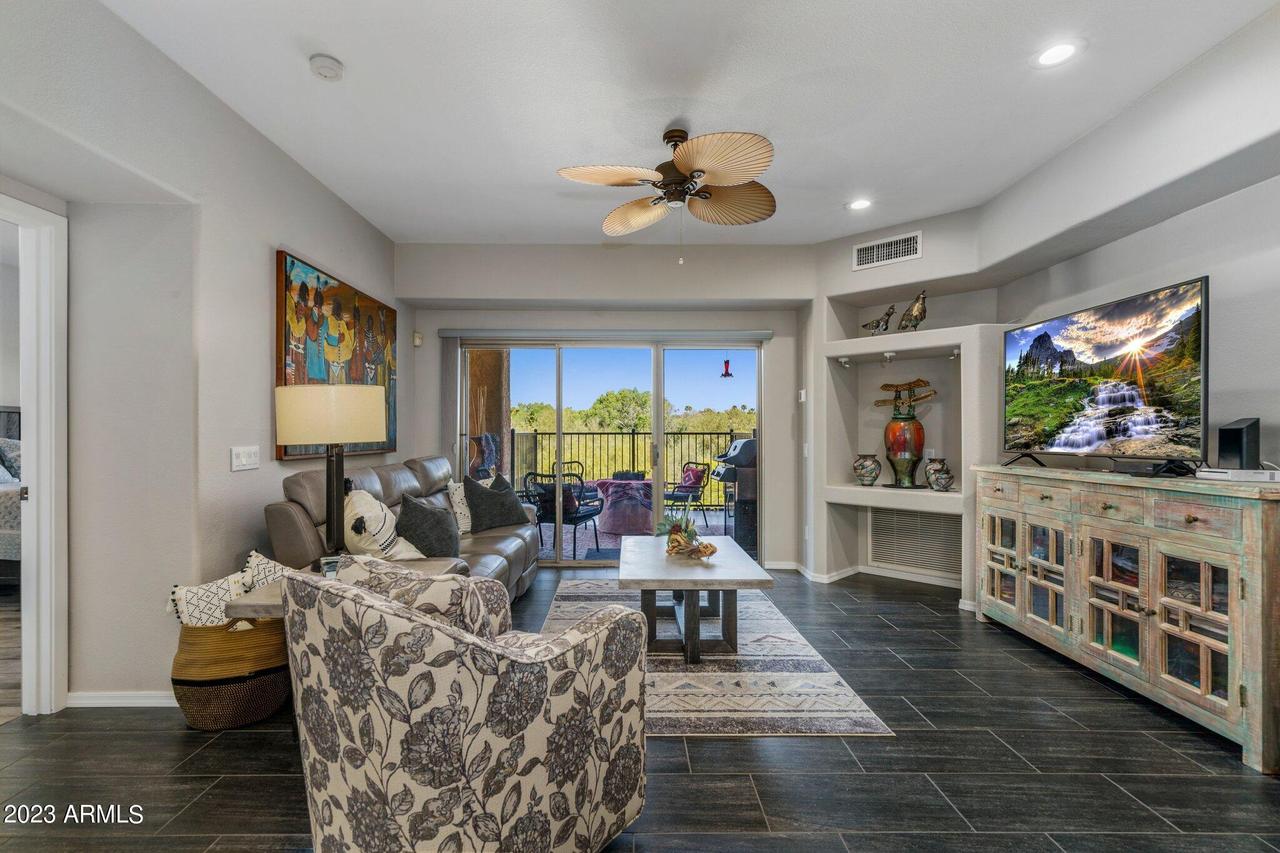 16400 E Arrow Dr. #301, Fountain Hills, AZ 85268