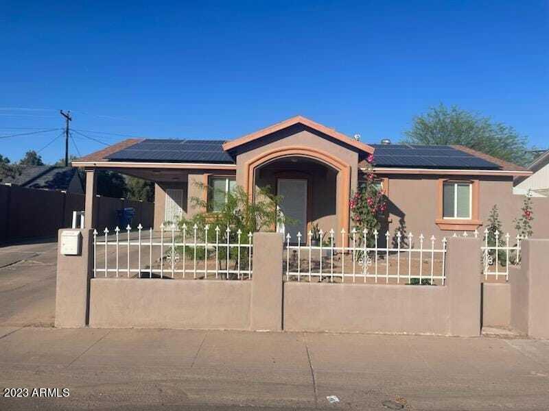 7956 W Mitchell Dr., Phoenix, AZ 85033