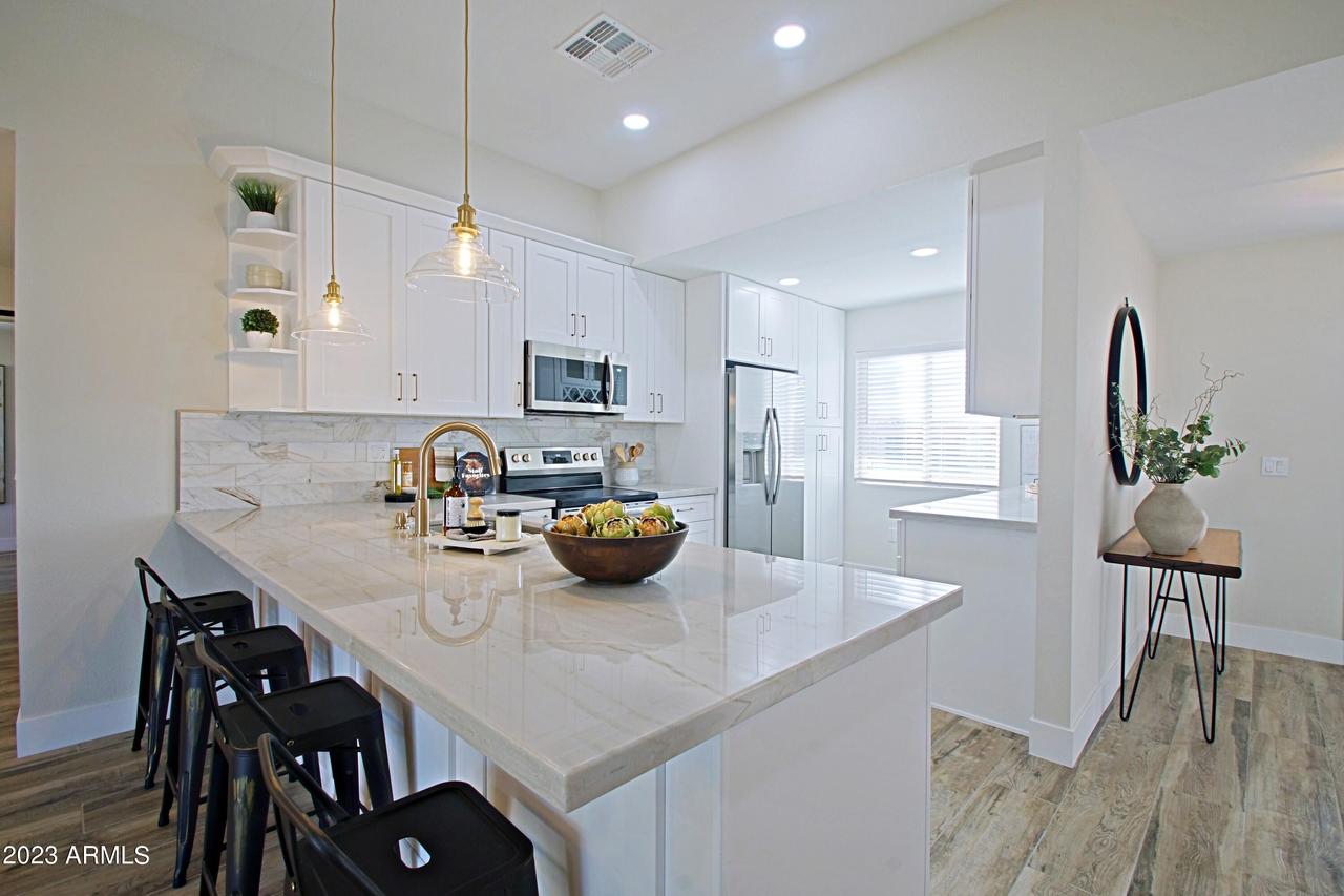 17821 N Willowbrook Dr., Sun City, AZ 85373