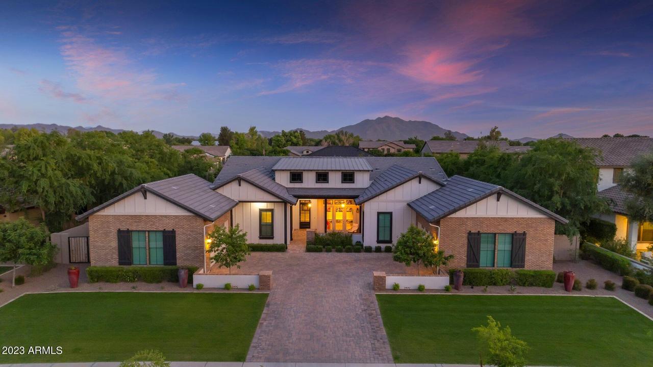 17655 E Bronco Dr., Queen Creek, AZ 85142