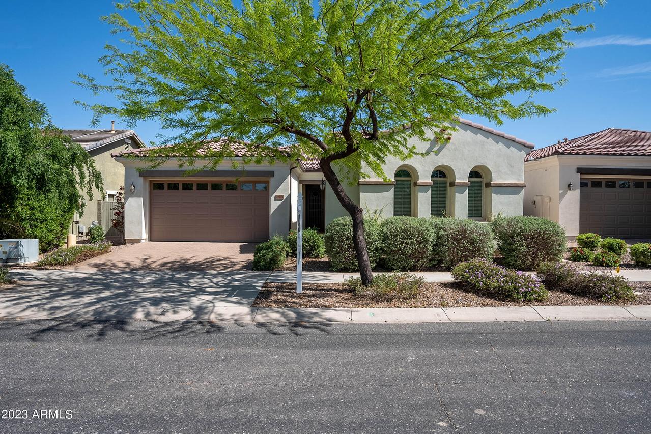 10404 E Talameer Ave., Mesa, AZ 85212