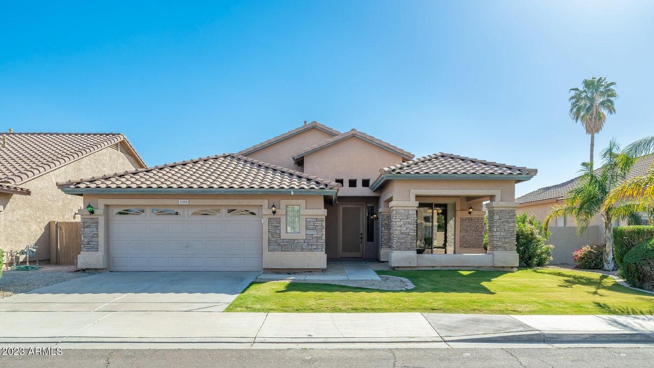 2255 W Olive Way, Chandler, AZ 85248