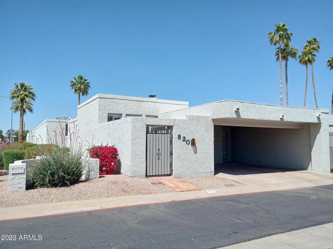 820 E Fern Dr., Phoenix, AZ 85014