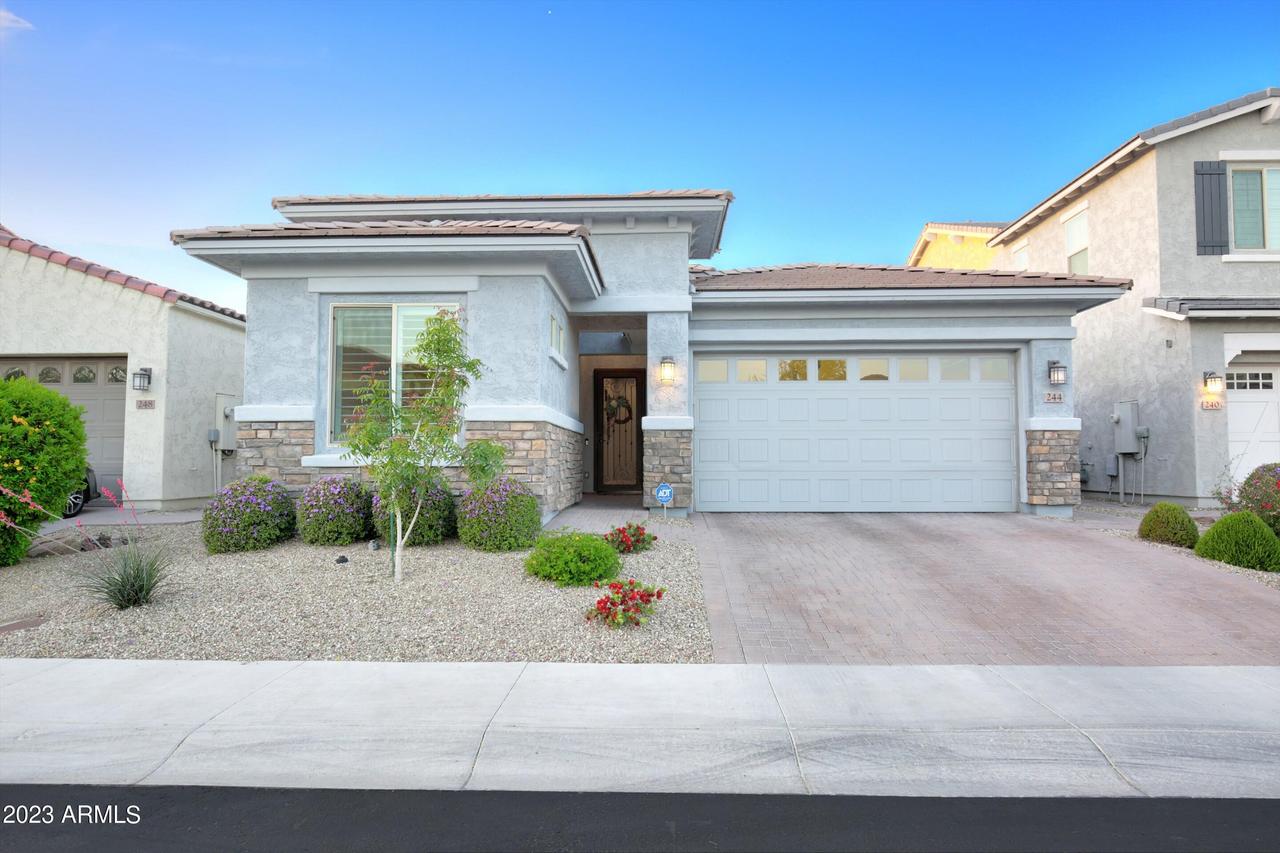 244 W Fellars Dr., Phoenix, AZ 85023