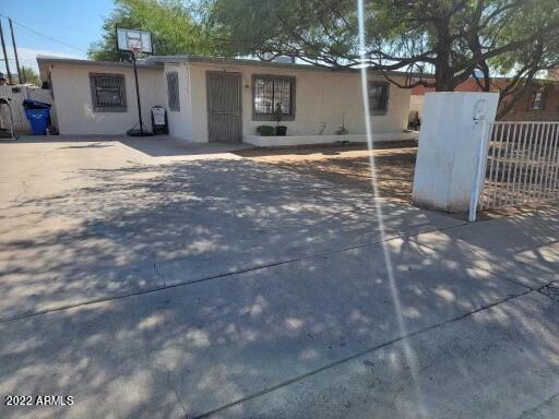 1805 W Chipman Rd., Phoenix, AZ 85041