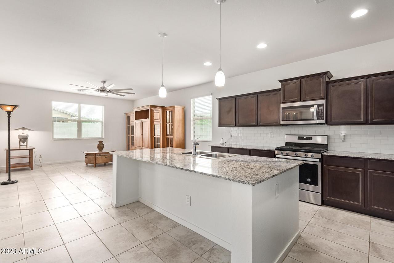 18746 W Shangri La Rd., Surprise, AZ 85388