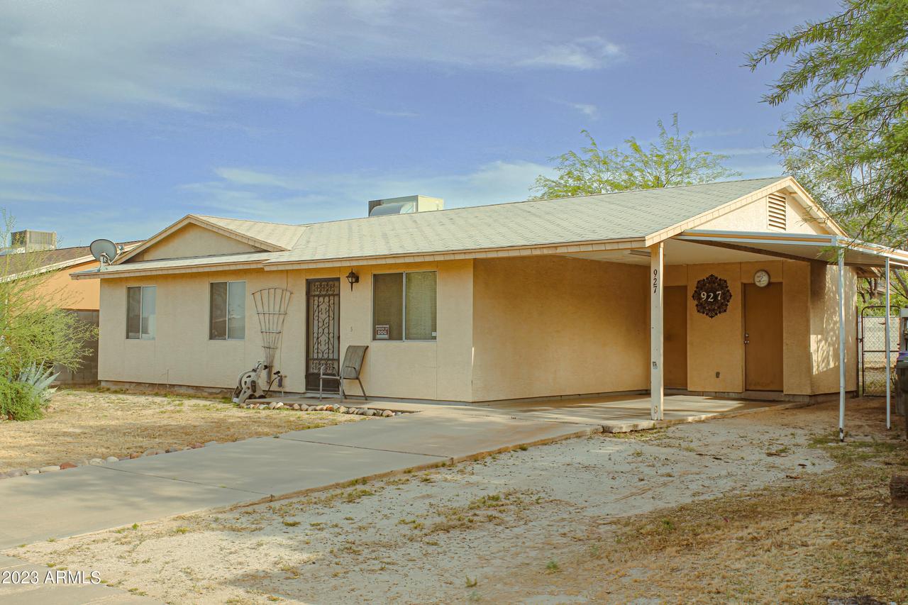 927 E Caldwell St., Phoenix, AZ 85042