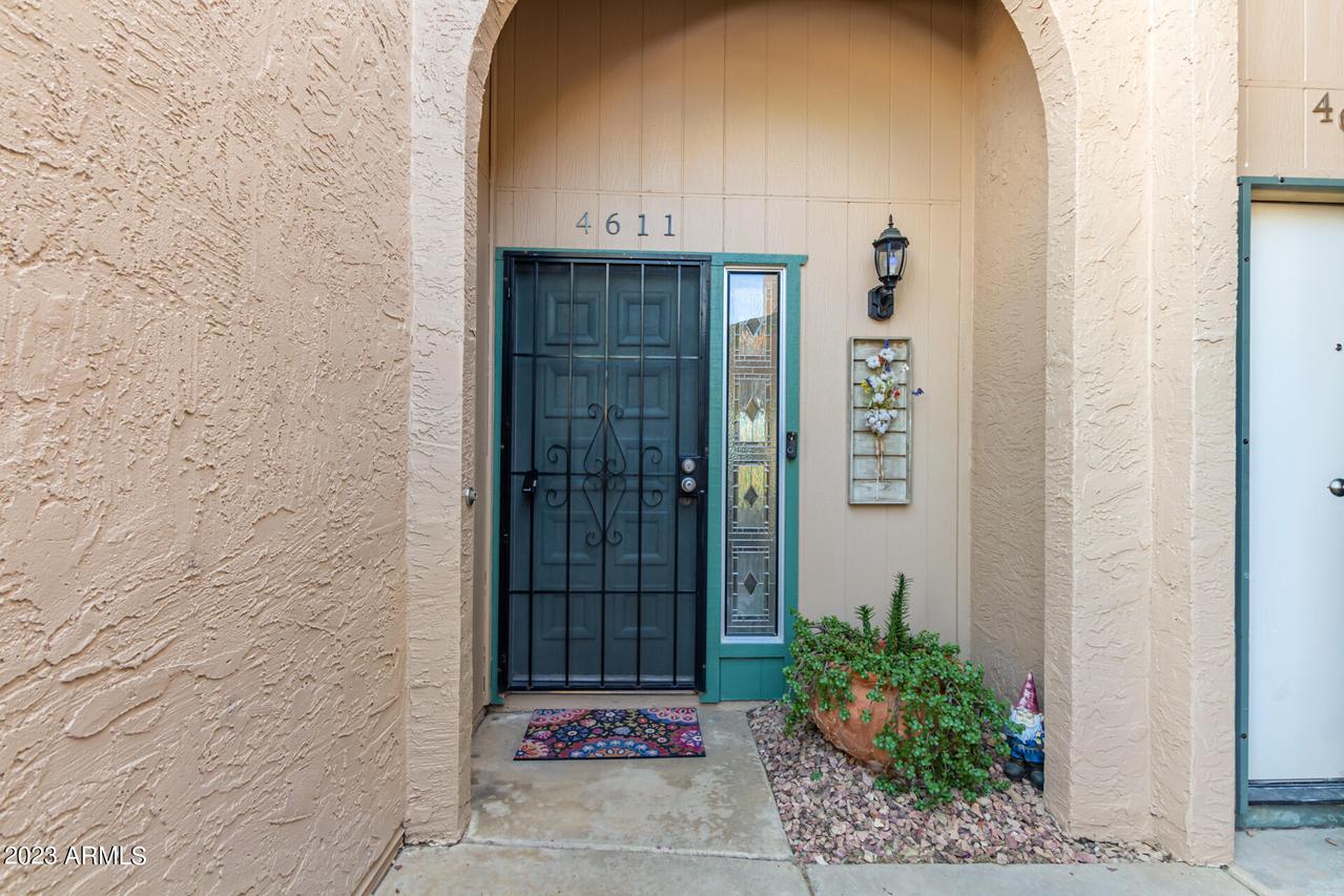 4611 W Continental Dr., Glendale, AZ 85308